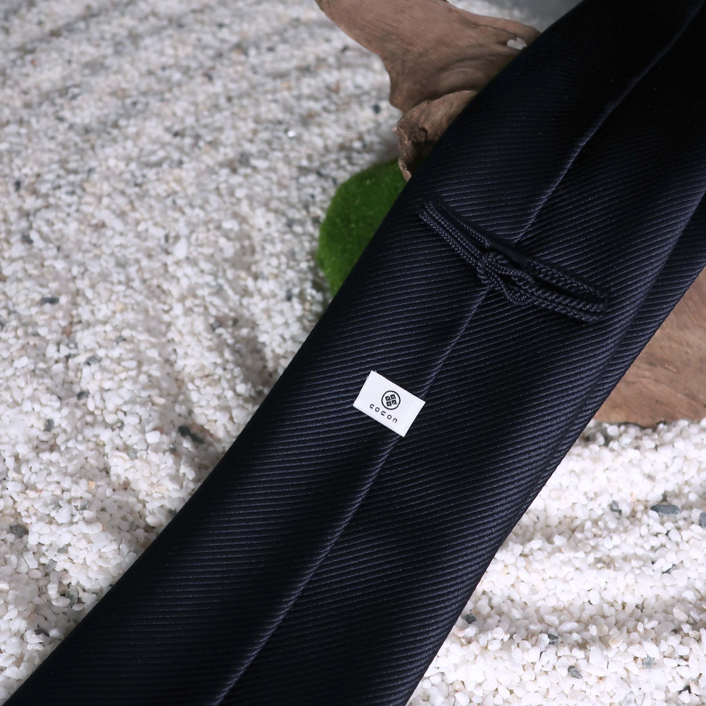 COCON ココン｜セッテピエゲをはじめ職人仕立てネクタイの公式