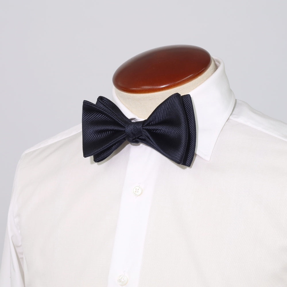 KOKKOKU - Plain | KOKKOKU SOLID Self-tie Bow Tie Standard Model Solid Bow Tie Navy